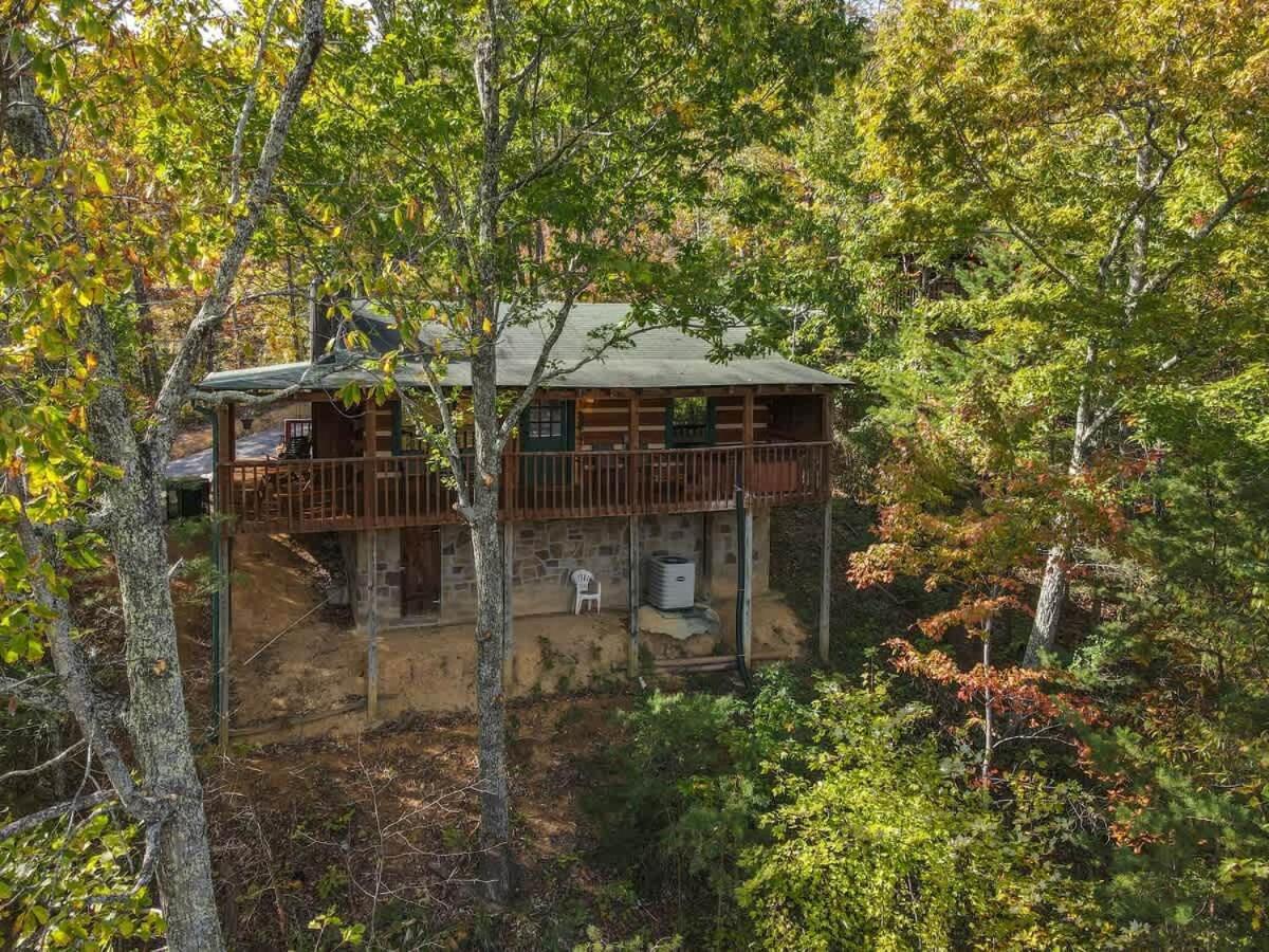 View! Cozy, Private, Fireplace, Hot Tub Log Cabin, Honeymoon! Sevierville Dış mekan fotoğraf